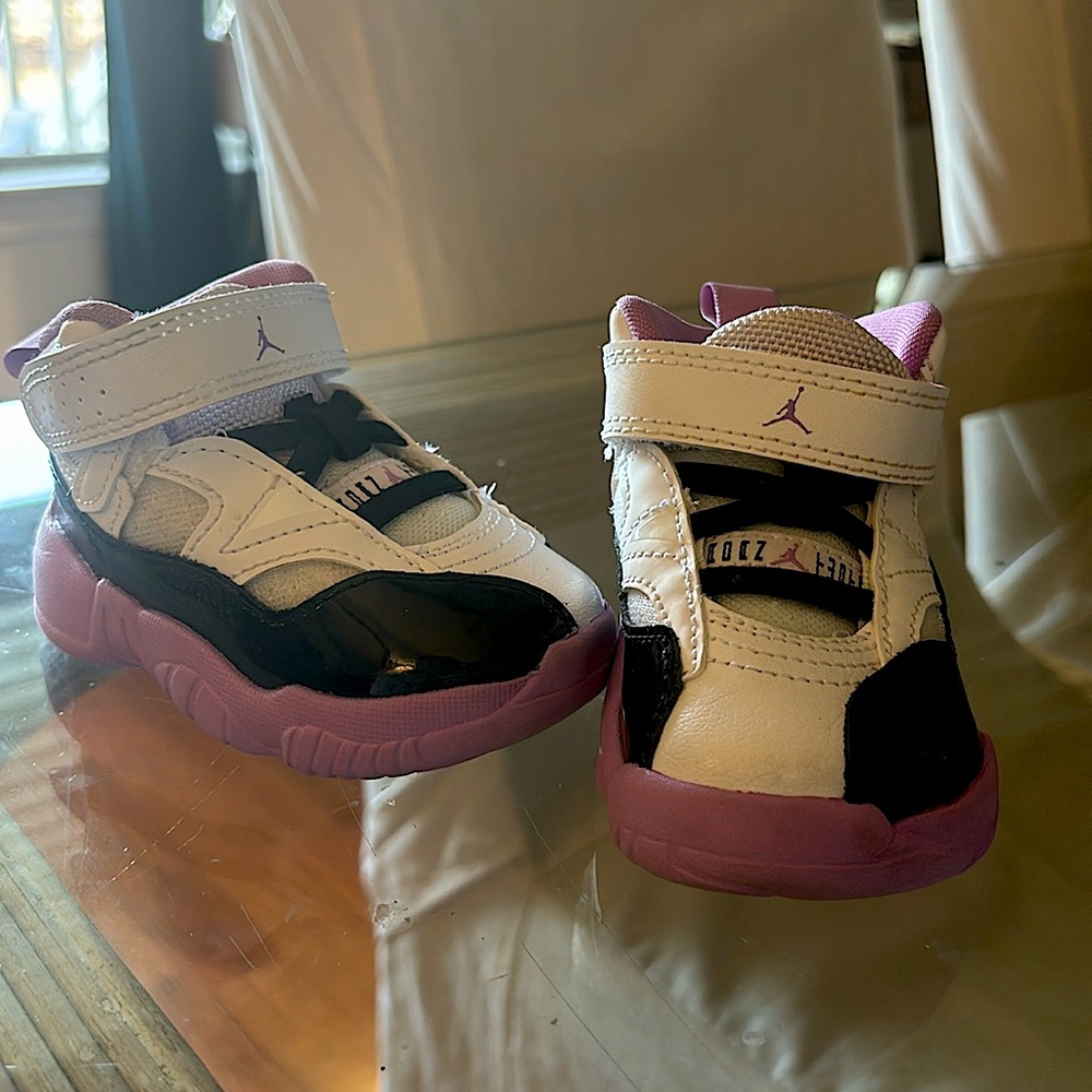 Jordan Jumpman Two Trey
Girls' Infant